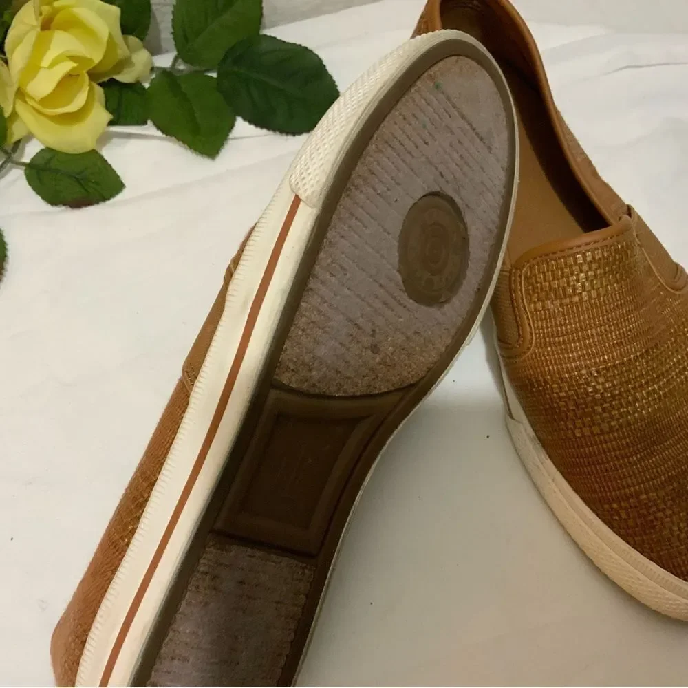Lauren by Ralph Lauren Jinny Womens Woven Slip-On Sneaker. Tan Cushionin 8 B
